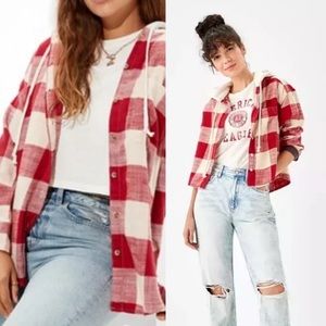 American Eagle Red Cotton Flannel Cropped Hooded Relaxed‎ Boyfriend Button Up